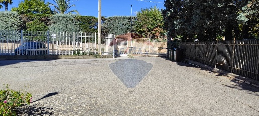 Foto Box in VIA BOUGANVILLEA, Caltagirone Centro di 15 m² con 1 locali