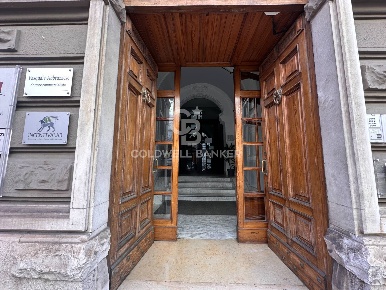 Foto Ufficio in via Beata Elia di San Clemente, Bari Murat di 390 m²