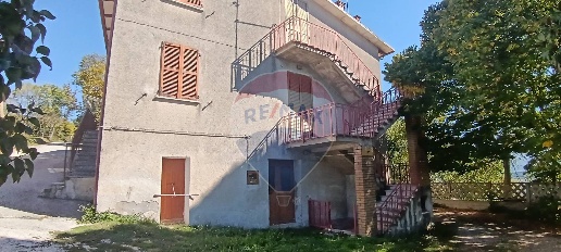 Foto Case semi ndipendenti in Frazione Poggio Sant'Ercolano, Gualdo Tadino