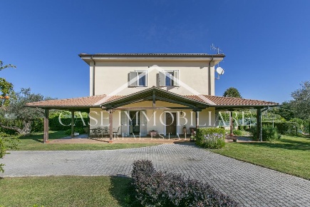 Foto Villa unifamiliare in via piastrarella, Lanuvio Centro di 200 m²