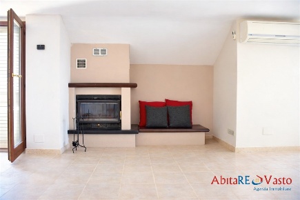 Foto Attico in Via Rubicone, Vasto di 122 m² con 5 locali in affitto