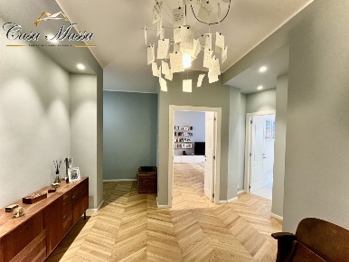 Foto Appartamento in VIA ANDREA DORIA, Torino Via Roma di 155 m² in vendita