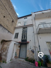 Foto Appartamento in Corso Umberto I, Caivano Centro di 102 m² con 3 locali