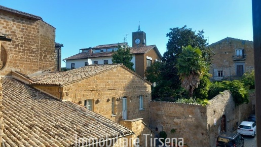 Foto Appartamento a Orvieto di 130 m² con 4 locali in vendita