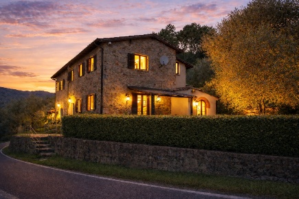 Foto Casale in Via Casa Nuova, Pescia Castelli, Pescia Nord di 390 m²