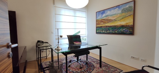 Foto Ufficio in Via Papa Giovanni Paolo I' 10/E, Bari Poggiofranco di 80 m²