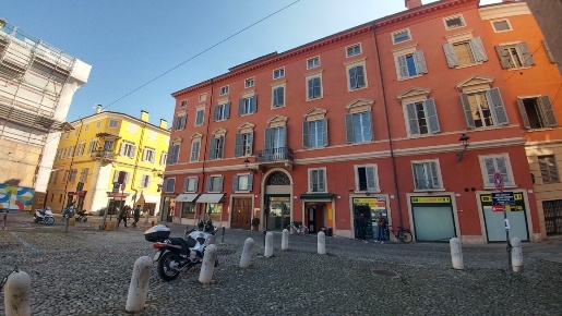 Foto Appartamento in Via Sant'Agostino 3, Modena Centro Storico di 75 m²