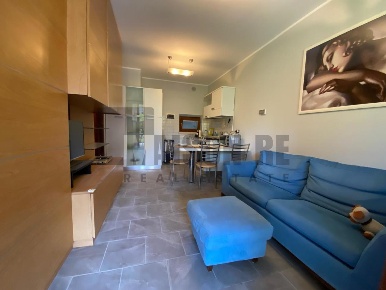 Foto Appartamento in Via Giulio Cesare 2, Desenzano del Garda Rivoltella