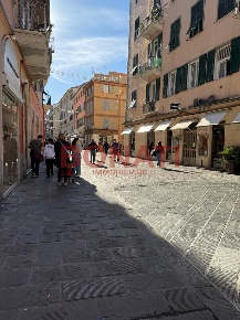 Foto Attività commerciale in Via del Prione 208, La Spezia Centro Storico