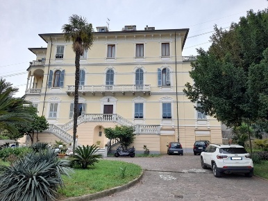 Foto Appartamento in Via Giuseppe Delfino 9, Quiliano Valleggia di 100 m²
