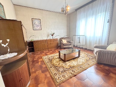 Foto Villa bifamiliare in Viale Martiri della Liberazione 61, Centro