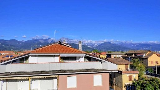 Foto Mansarde a Ameglia di 45 m² con 2 locali in vendita