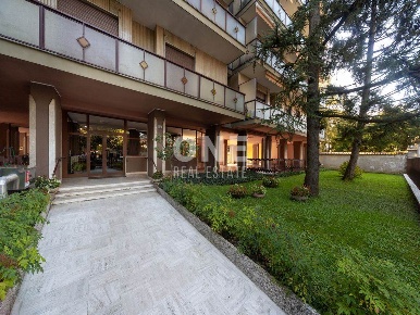 Foto Appartamento in via Toti 12, Monza Grazie Vecchie - Boschetti Reali