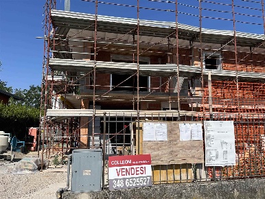 Foto Appartamento in Via Foscolo, Cavernago Centro di 114 m² con 4 locali