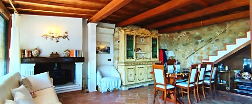 Foto Rustico in Via Maglianese 10, Montebuono di 150 m² con 6 locali