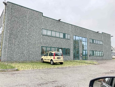 Foto Capannone industriale a Valsamoggia Muffa di 780 m² in affitto