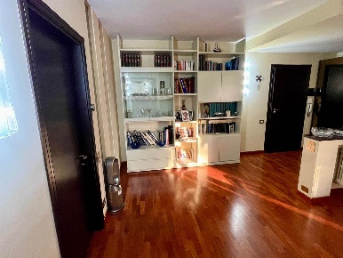 Foto Appartamento a Parma San Lazzaro di 128 m² con 7 locali in vendita