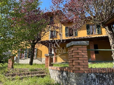 Foto Case semi ndipendenti in Località Campo di Valle, Zavattarello Centro