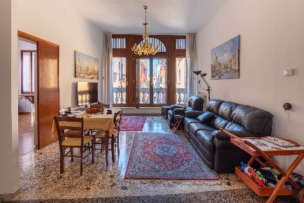 Foto Appartamento a Venezia San Marco di 158 m² con 8 locali in vendita