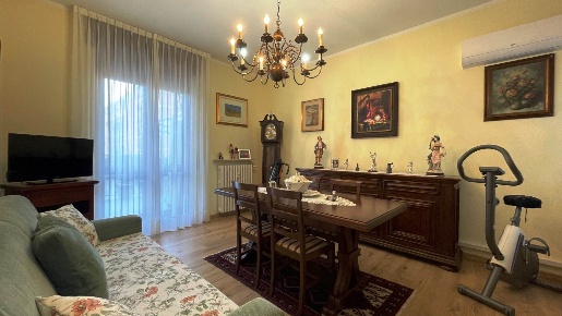 Foto Appartamento in via fermi, Tortona Centro di 69 m² con 4 locali