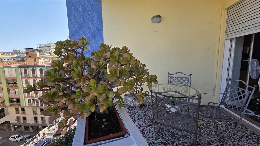 Foto Appartamento a Napoli Vomero di 122 m² con 4 locali in vendita