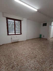 Foto Ufficio a Massa Centro di 50 m² con 2 locali in vendita