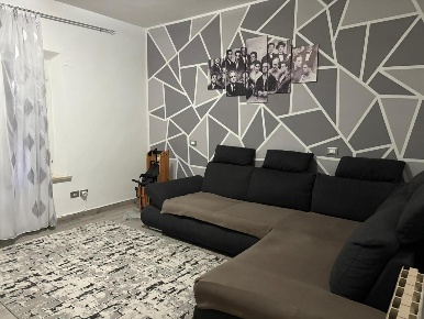 Foto Appartamento a Cascina Semicentro di 60 m² con 3 locali in vendita
