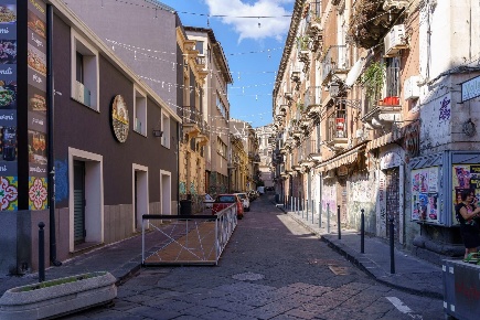 Foto Negozio a Catania Centro Storico di 40 m² con 2 locali in affitto