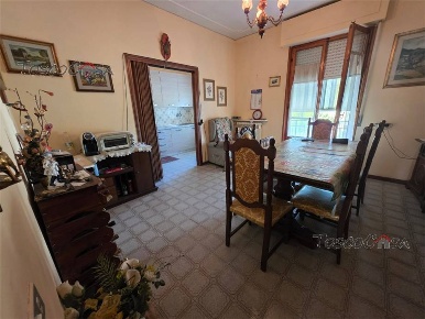 Foto Appartamento in -, Fucecchio di 100 m² con 5 locali in vendita