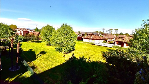 Foto Attico in via Resegone 84, Cislago Centro di 135 m² con 3 locali