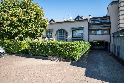 Foto Appartamento in VIA RISORGIMENTO 39, Buguggiate di 125 m² con 3 locali