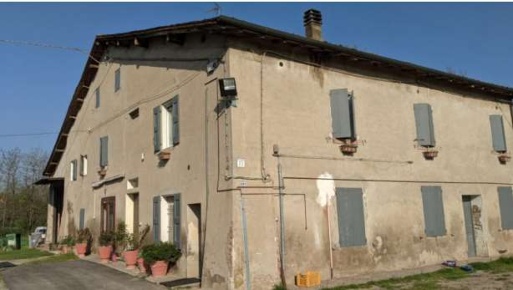 Foto Casa indipendente in Via Santa Liberata, Spilamberto Centro di 406 m²