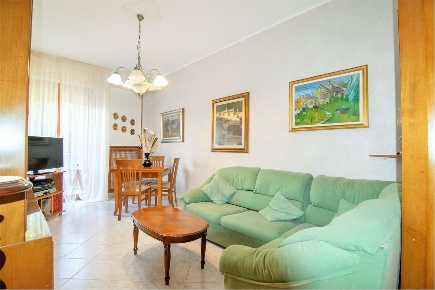 Foto Appartamento in VIA BELINGERI 5, Desio di 80 m² con 3 locali