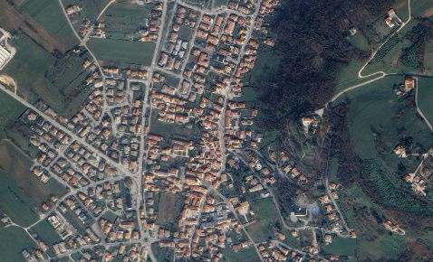 Foto Appartamento in Via Capovilla, Carrè di 97 m² con 4 locali in vendita