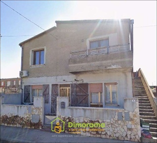 Foto Appartamento in via Peru 8/A, Marrubiu Centro di 65 m² con 3 locali