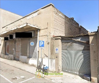 Foto Negozio in Viale Monastir 39, Cagliari San Michele di 494 m²