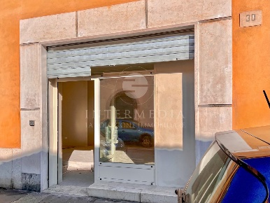 Foto Locale commerciale in CONTRADA CARMINE  30, Brescia Carmine di 100 m²