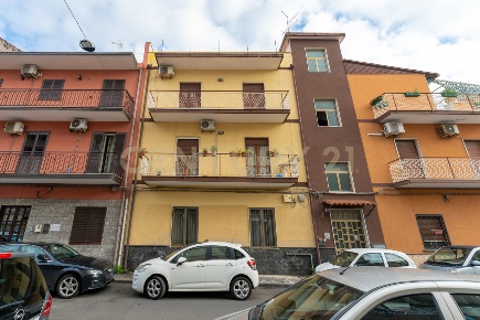 Foto Appartamento in Via Edmondo de Amicis 62, Catania Picanello di 75 m²