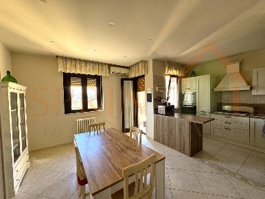 Foto Appartamento a Monopoli di 125 m² con 4 locali in vendita