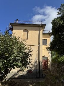 Foto Casa indipendente in Contrada Vecchiuzzo, Castell'Umberto di 243 m²