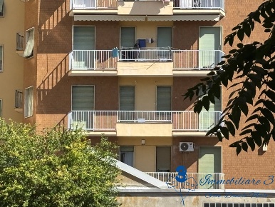 Foto Appartamento in Via IV Novembre, Novi Ligure di 96 m² con 3 locali