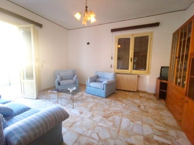 Foto Villa bifamiliare in Via Poggiolo, Imperia Moltedo, Montegrazie