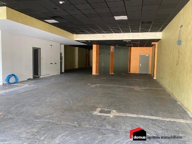 Foto Capannone industriale a Thiene di 400 m² con 2 locali in affitto