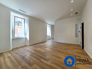 Foto Appartamento in corso tacito, Terni Centro Storico di 113 m²