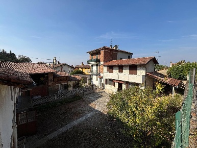 Foto Casa indipendente a San Colombano al Lambro Centro di 150 m²