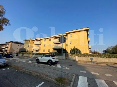 Foto Appartamento in Via Tavazzi Catenago 4, Lodi di 47 m² con 2 locali