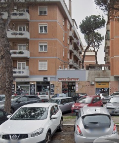 Foto Negozio in Alessandro Piola Caselli, Roma Ostia Levante di 53 m²