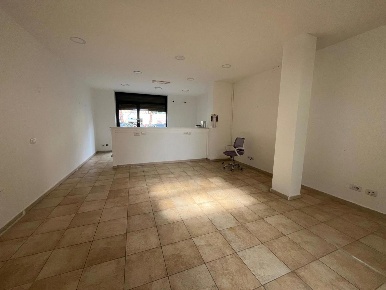 Foto Negozio in Alessandro Piola Caselli, Roma Ostia Levante di 53 m²