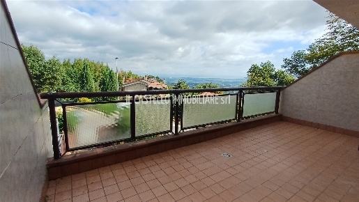 Foto Appartamento in via Monte Cervino 17, Sarteano di 99 m² in vendita