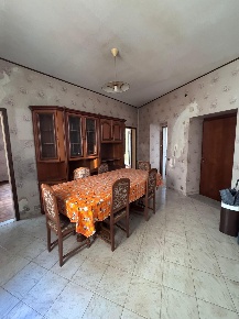 Foto Appartamento a Massa Centro di 120 m² con 6 locali in vendita